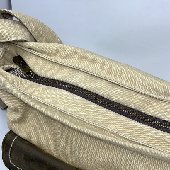 Selena Vaughar Large Canvas Zip Top Crossbody Shoulder Bag - Picture 8 of 13